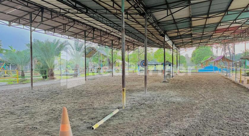 Oyo 90222 Lafa Park Syariah 2*