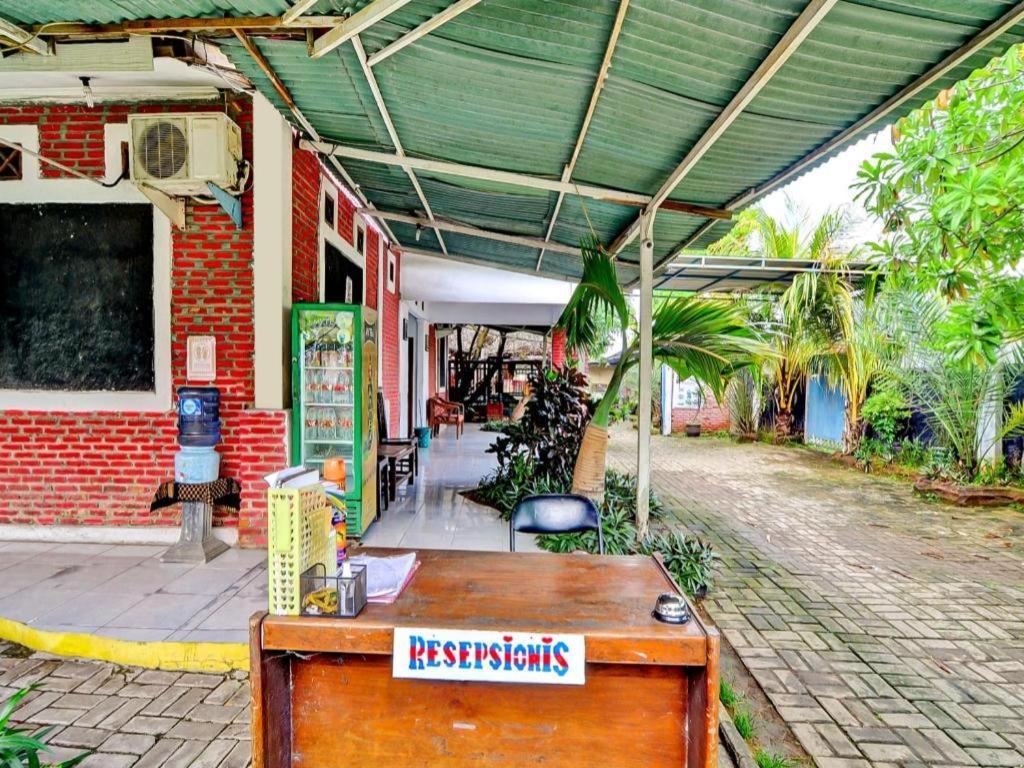 Oyo 90222 Lafa Park Syariah 2*