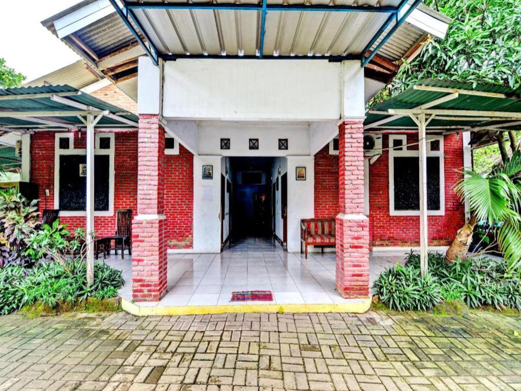 Hotel Oyo 90222 Lafa Park Syariah 2*